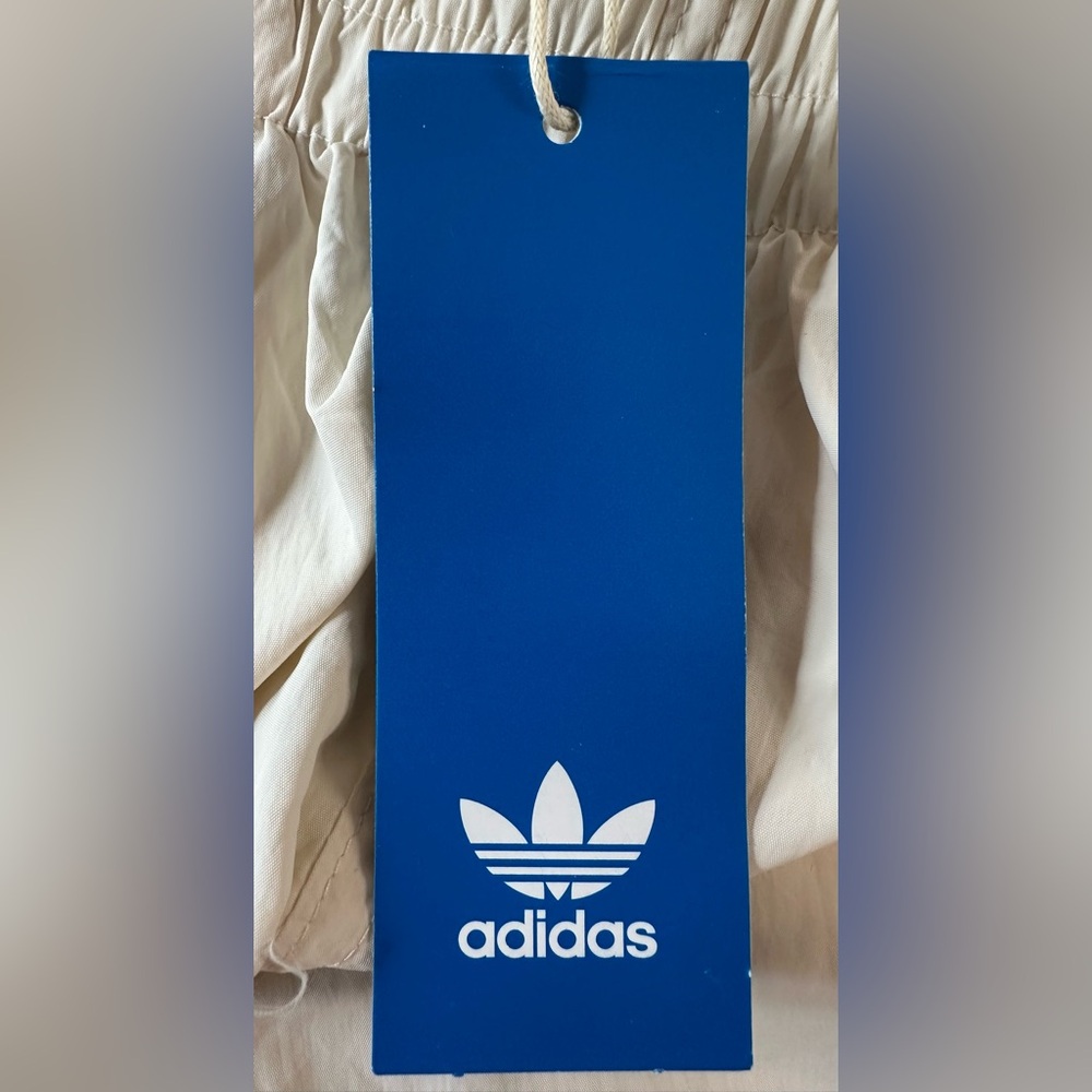 Men’s Adidas Original Sprinter Shorts - NWT - Picture 6 of 7